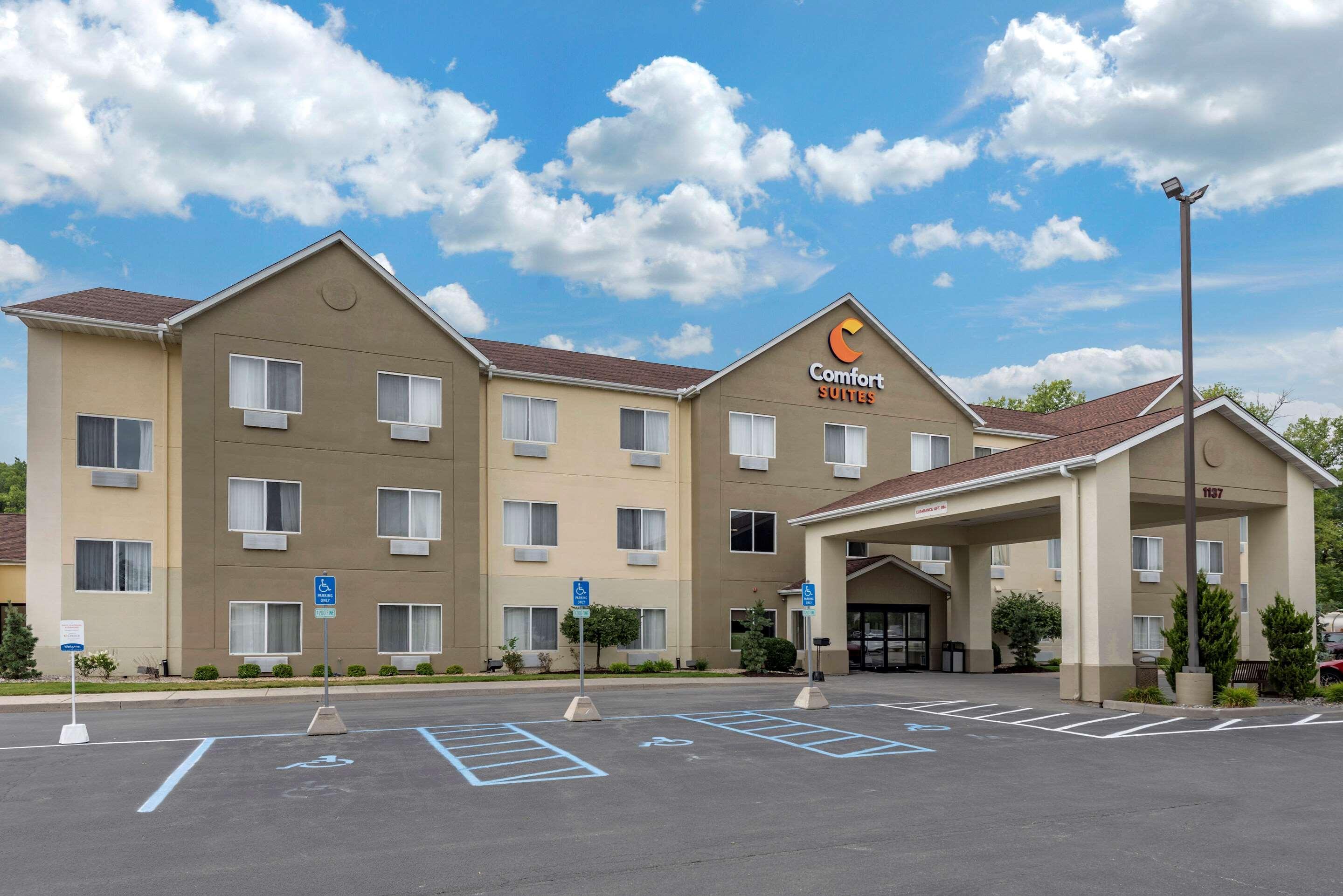 Comfort Suites Auburn Near I-69 Екстериор снимка